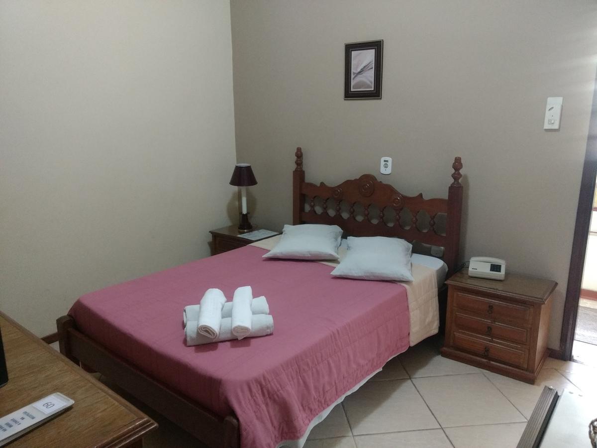 Hotel Lopes Caxambu Oda fotoğraf